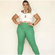 Calça Alfaiataria Plus Size Verde Jade