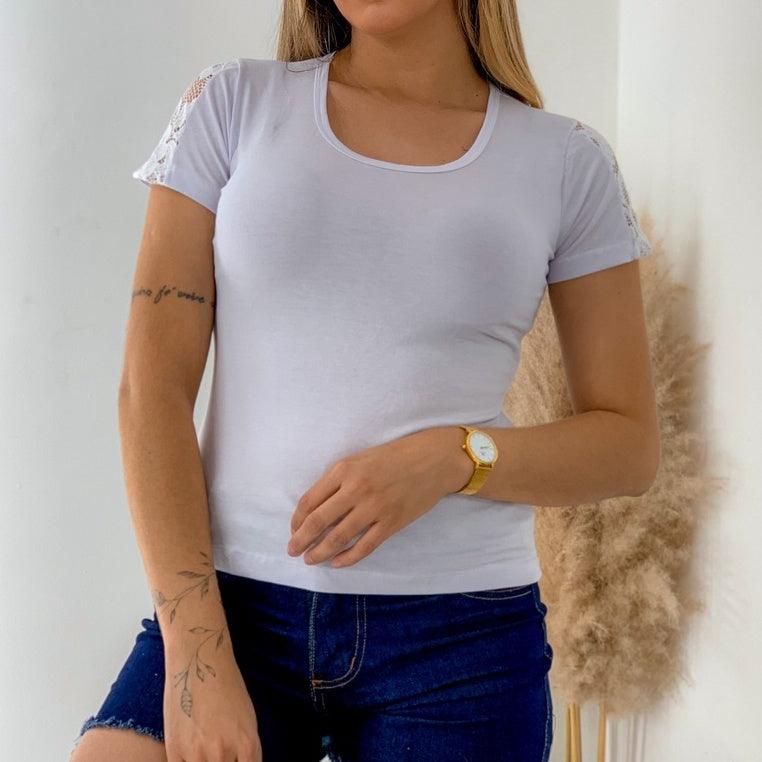 Blusa - Renda Na Manga Branco